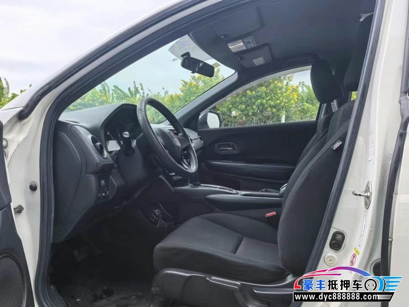 16年本田XRV轿车抵押车出售