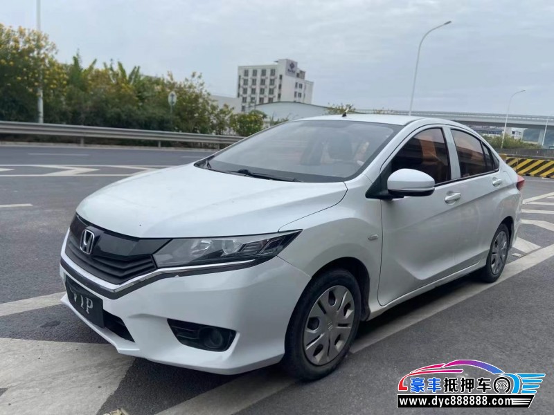 17年本田哥瑞轿车抵押车出售