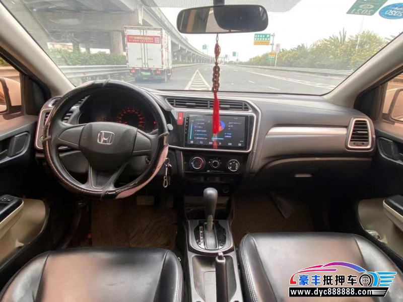 17年本田哥瑞轿车抵押车出售