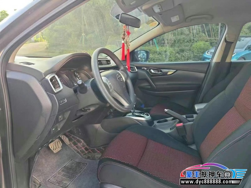 16年日产逍客轿车抵押车出售