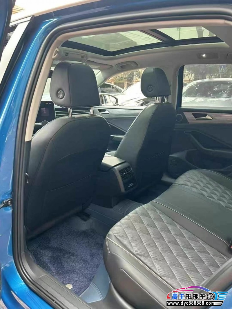 22年大众速腾轿车抵押车出售