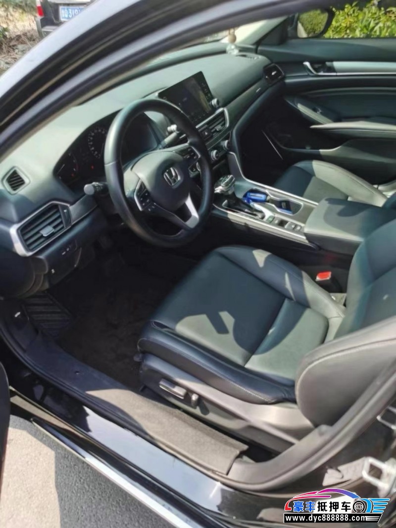 21年本田雅阁轿车抵押车出售