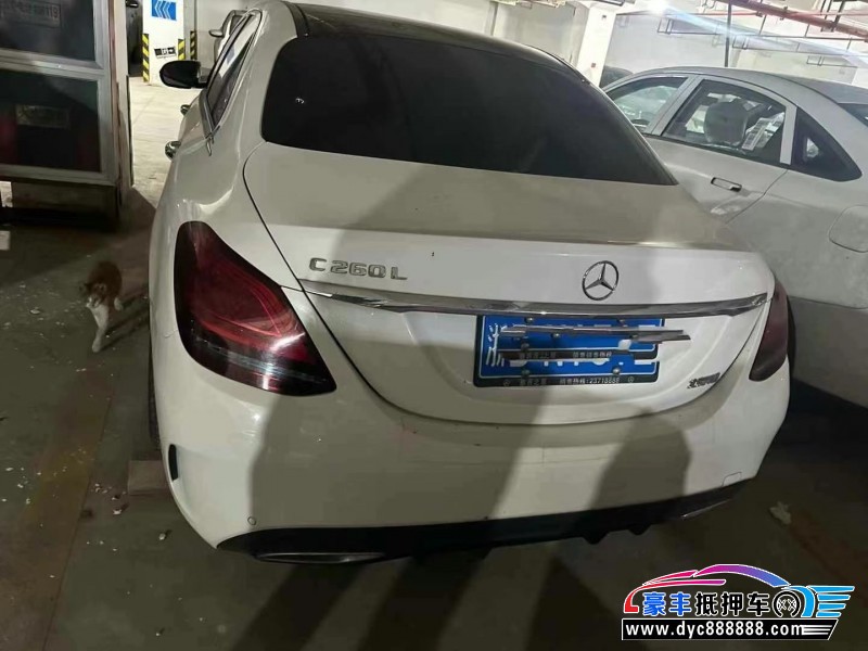 21年奔驰C轿车抵押车出售