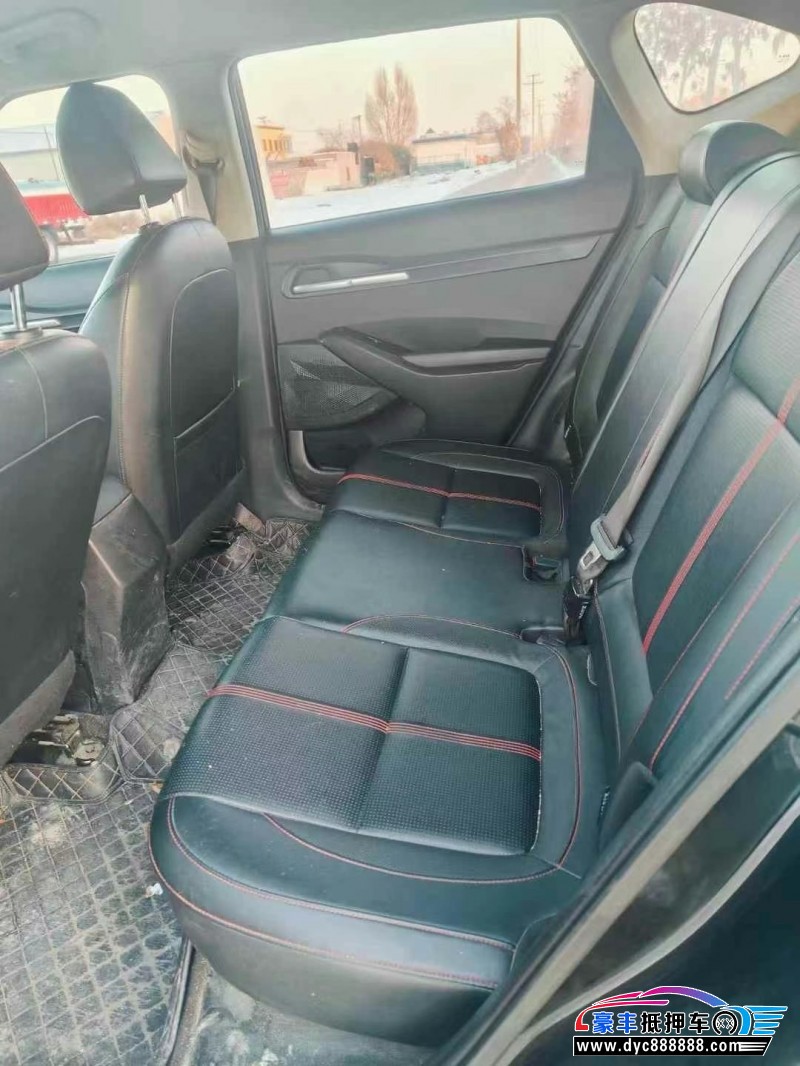 22年起亚KX3轿车抵押车出售