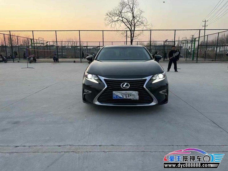 18年雷克萨斯ES轿车抵押车出售