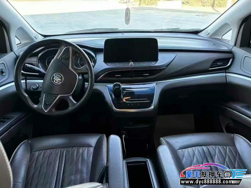 22年别克GL8轿车抵押车出售