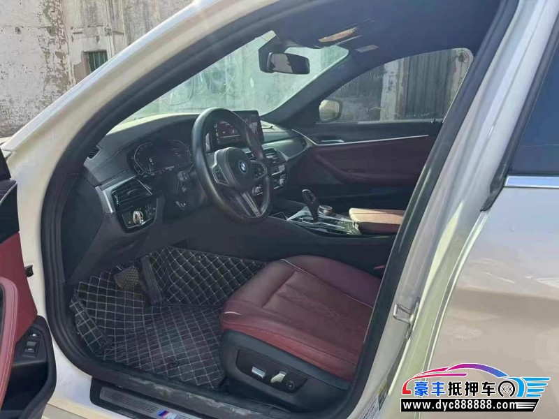 21年宝马5系轿车抵押车出售