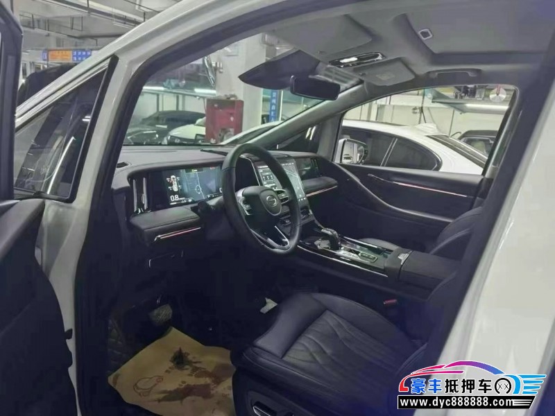 24年传祺M8轿车抵押车出售