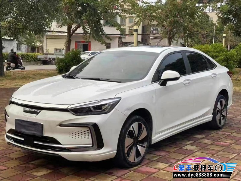 23年北汽新能源EU系列轿车抵押车出售