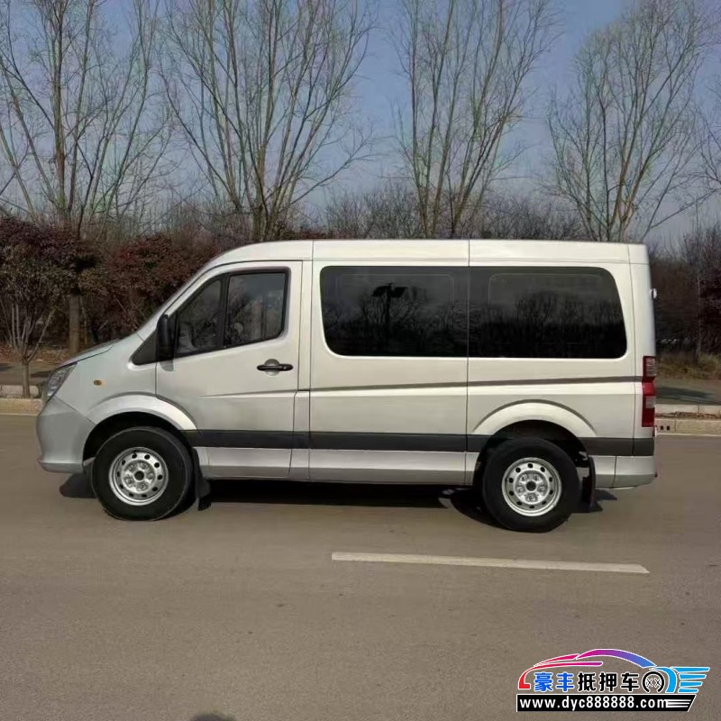 22年福田图雅诺轿车抵押车出售