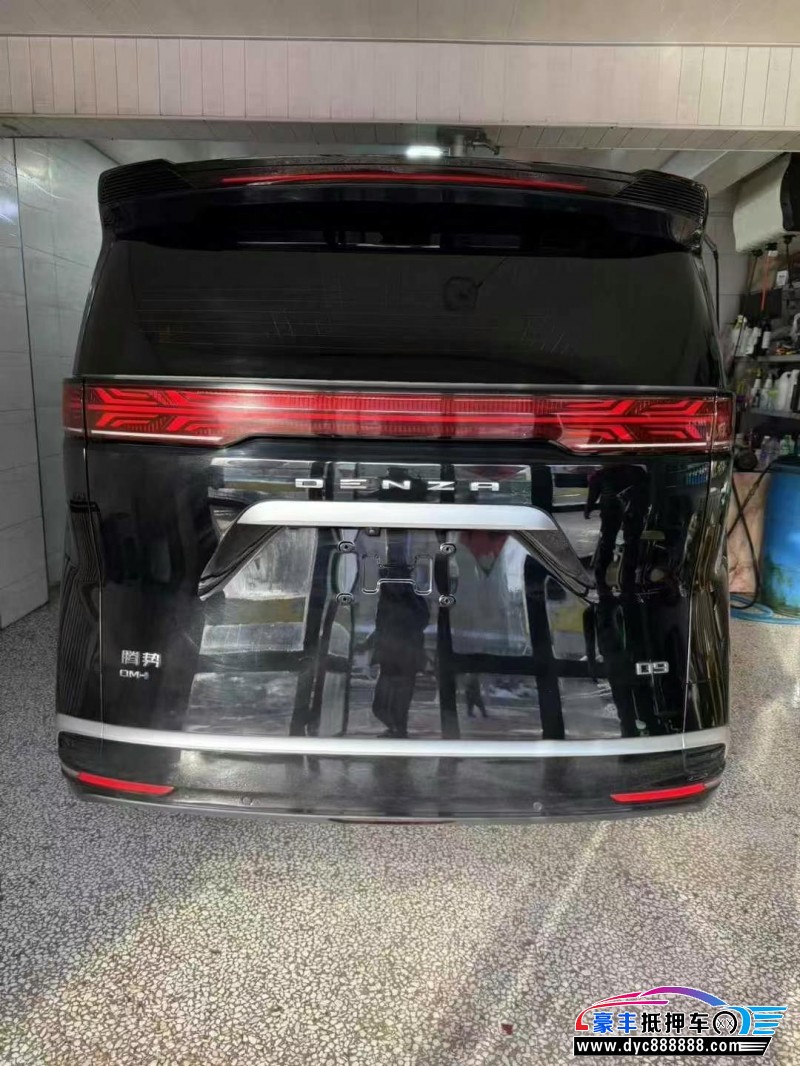 23年腾势D9轿车抵押车出售