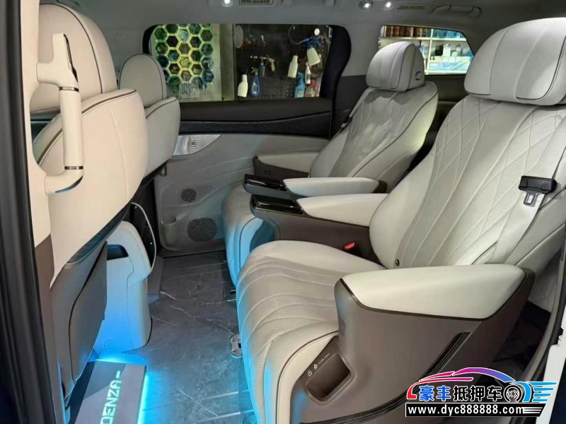 23年腾势D9轿车抵押车出售