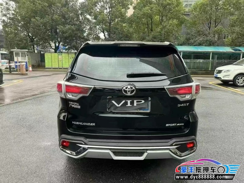 17年丰田汉兰达轿车抵押车出售