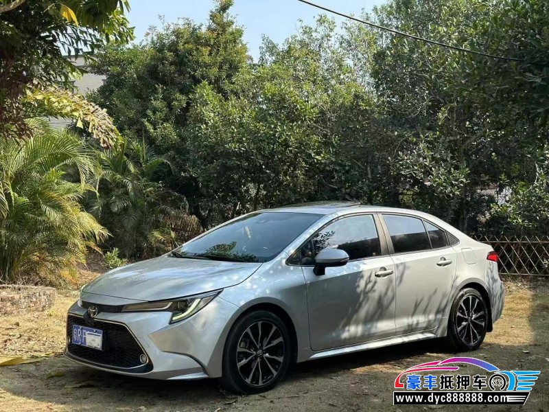 20年丰田雷凌轿车抵押车出售