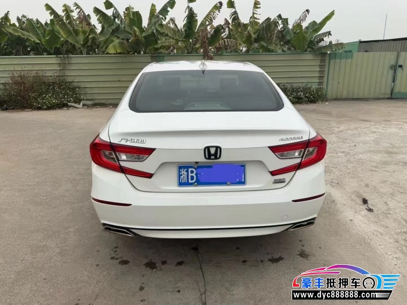 19年本田雅阁轿车抵押车出售
