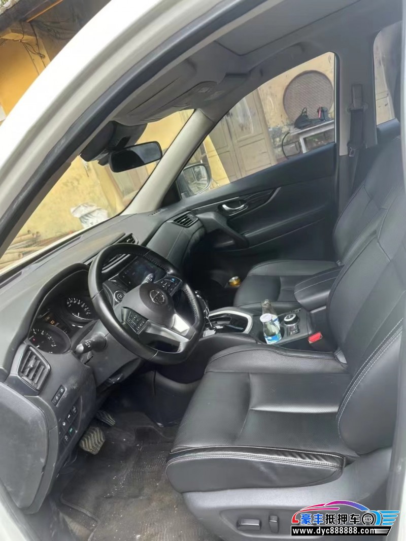 21年日产奇骏轿车抵押车出售