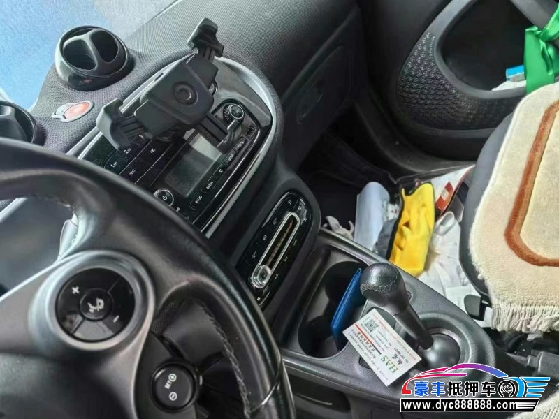 18年奔驰smart轿车抵押车出售