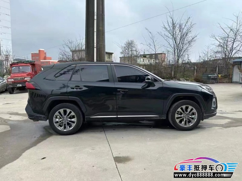 23年丰田威兰达轿车抵押车出售