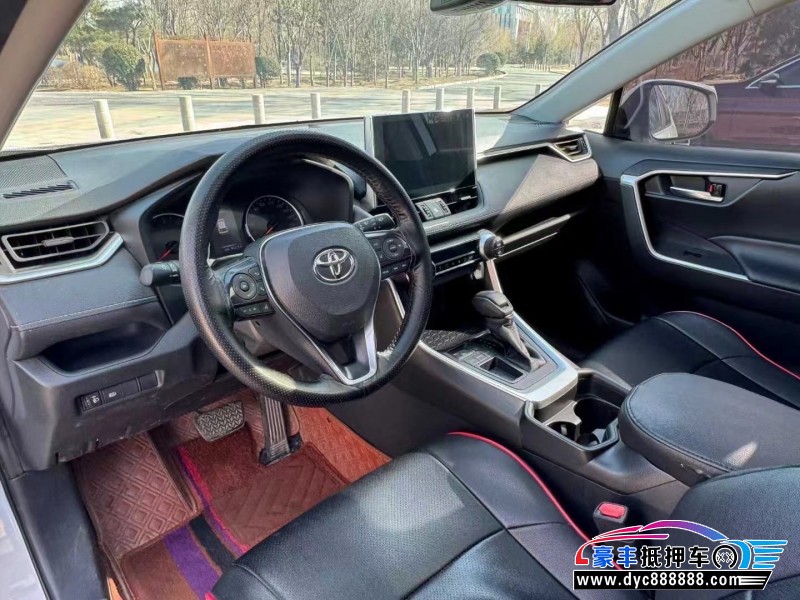 21年丰田威兰达轿车抵押车出售