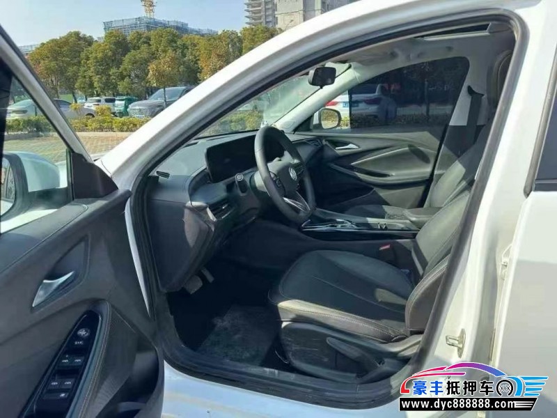 23年别克威朗轿车抵押车出售