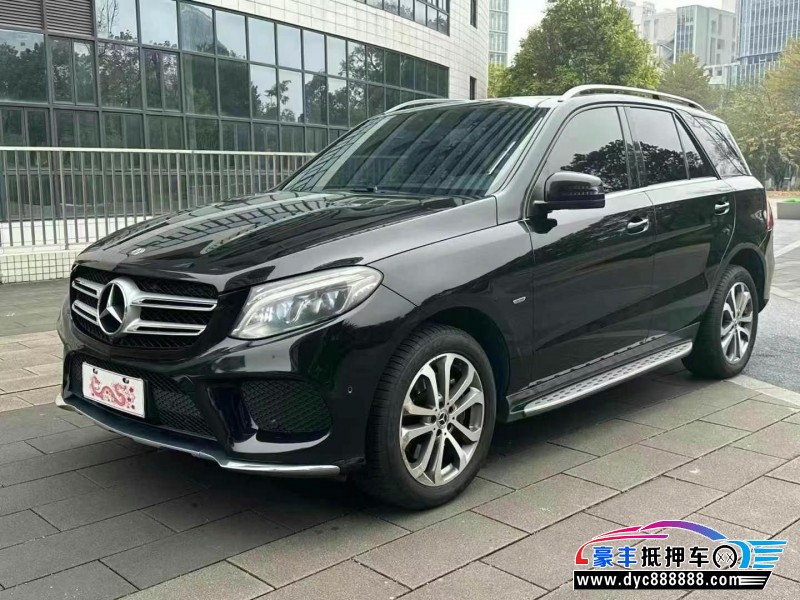 19年奔驰GLE轿车抵押车出售