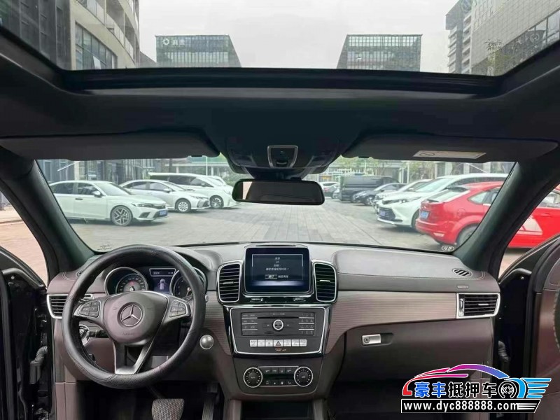 19年奔驰GLE轿车抵押车出售