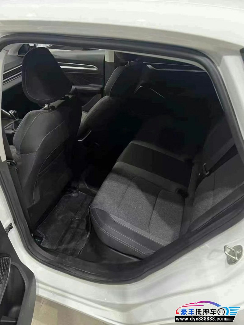 24年吉利帝豪轿车抵押车出售