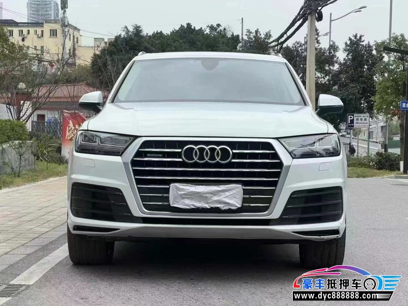 19年奥迪Q7轿车抵押车出售