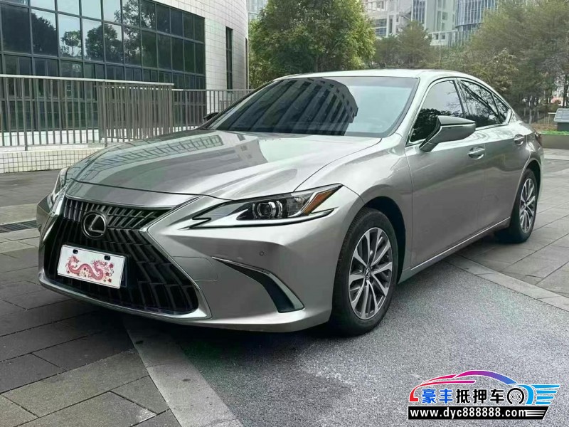 23年雷克萨斯ES轿车抵押车出售