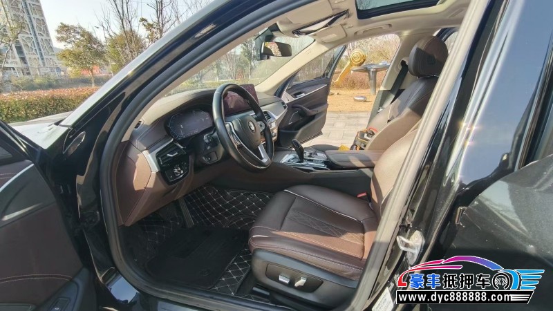 22年宝马5系轿车抵押车出售