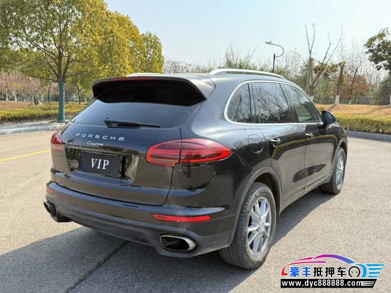 17年保时捷卡宴轿车抵押车出售