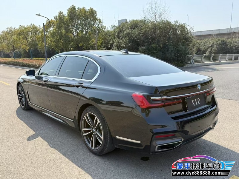 22年宝马7系轿车抵押车出售