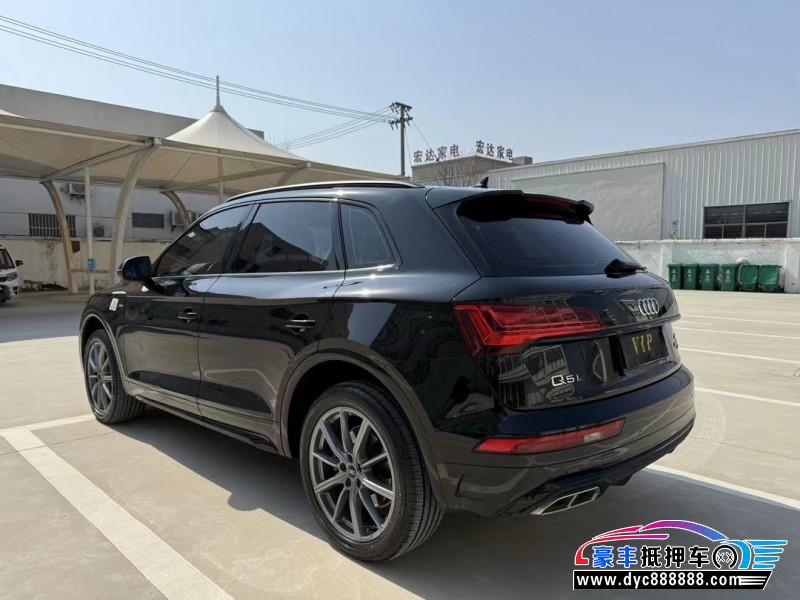 23年奥迪Q5轿车抵押车出售