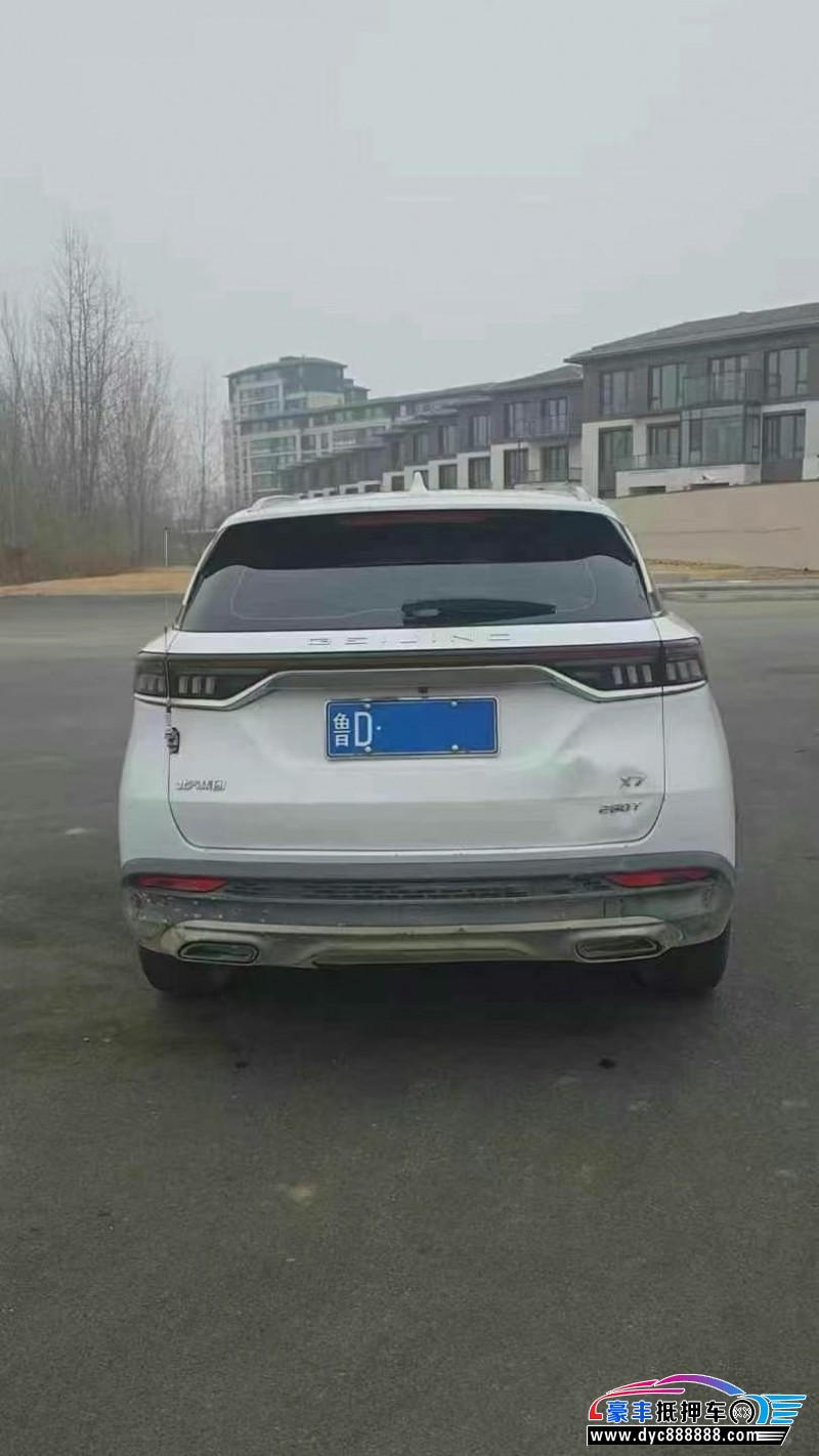 23年北京x7轿车抵押车出售