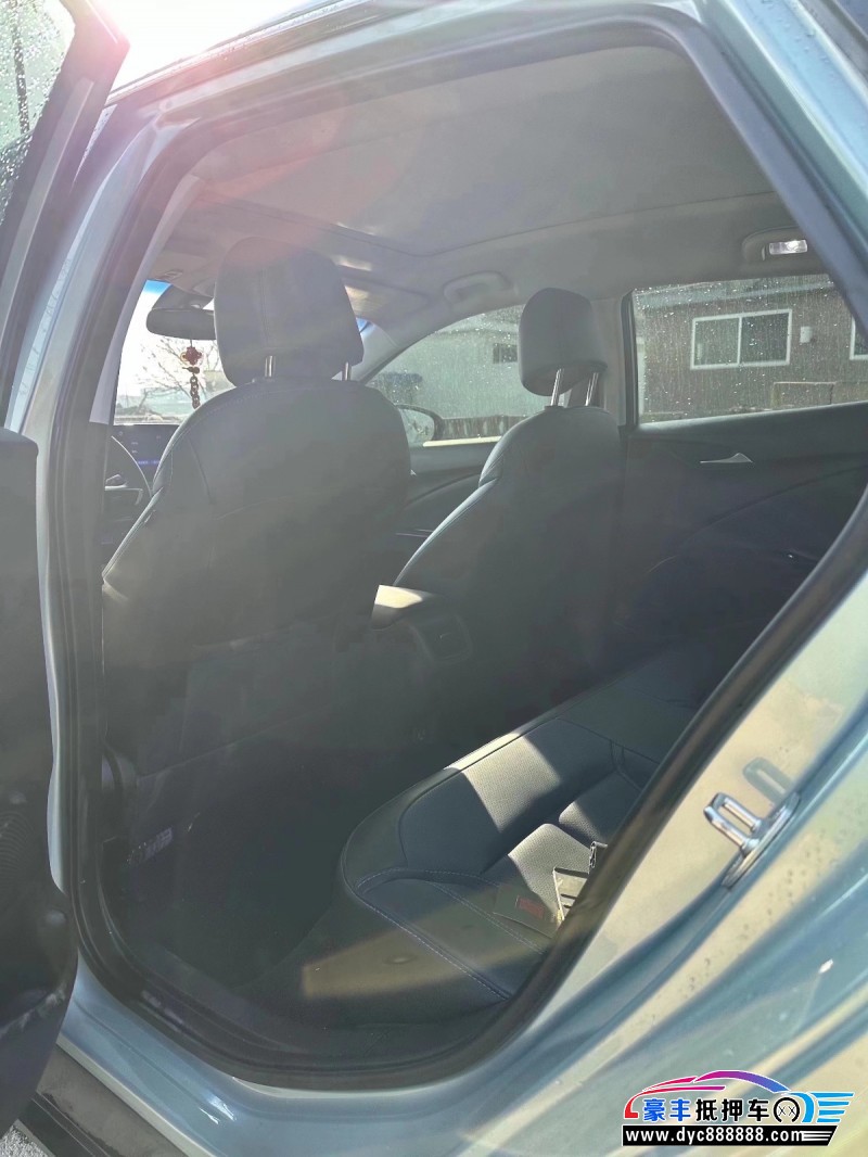 23年别克微蓝轿车抵押车出售