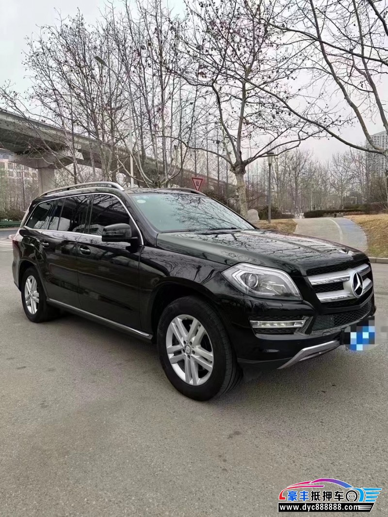 16年奔驰GL轿车抵押车出售