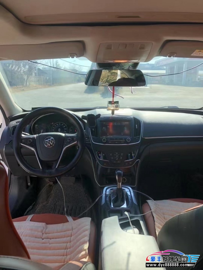 15年别克君威轿车抵押车出售