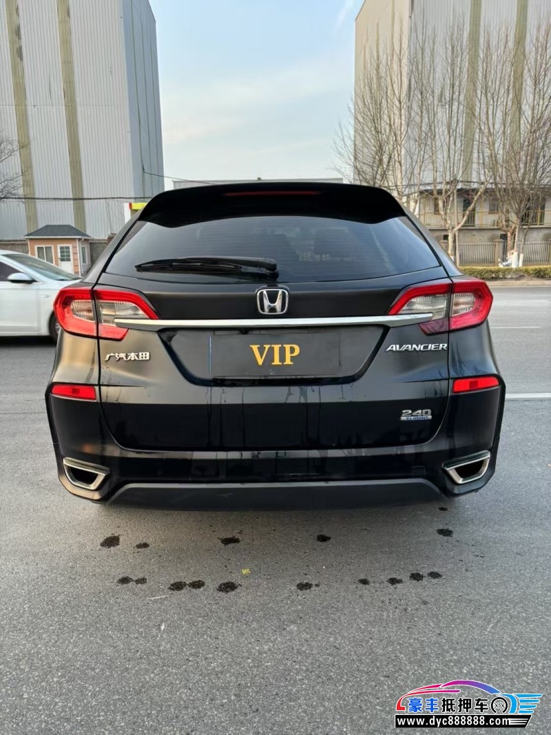 19年本田冠道轿车抵押车出售