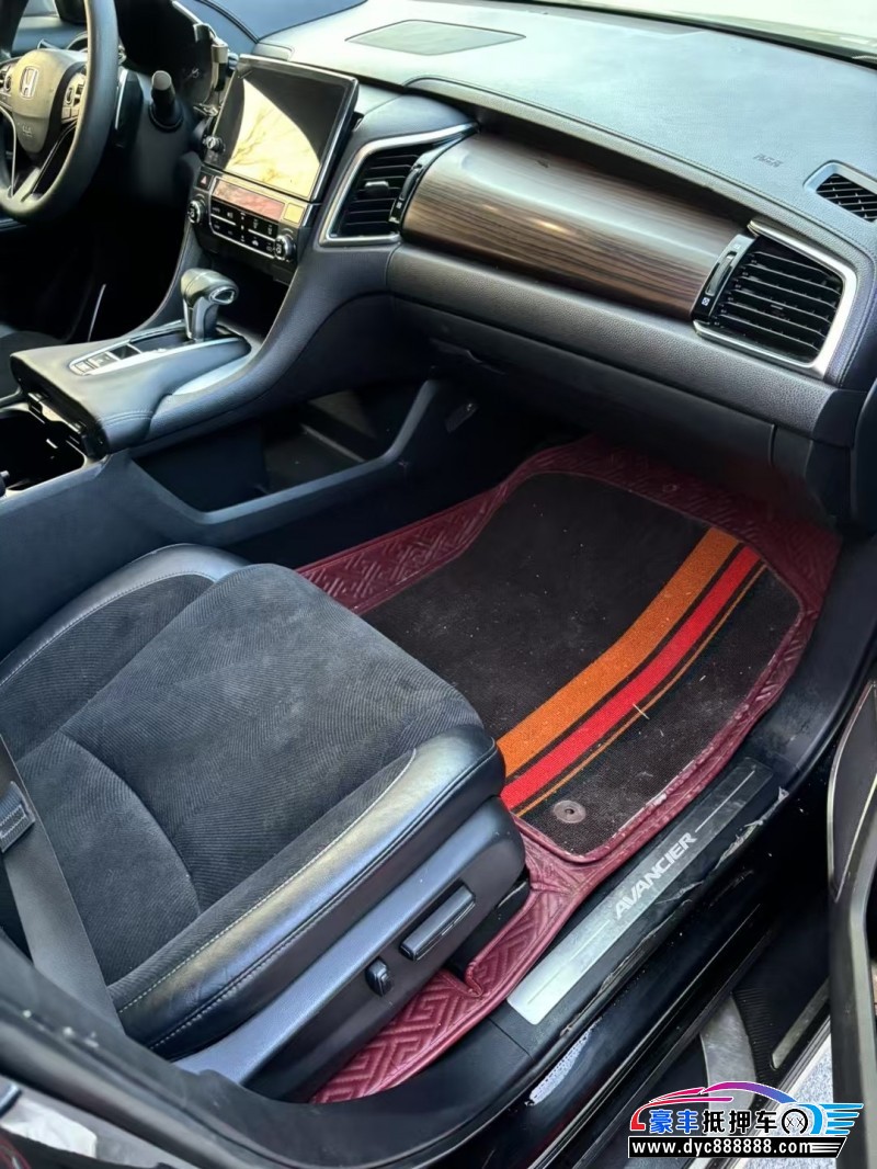 19年本田冠道轿车抵押车出售