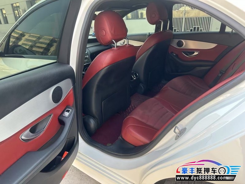 17年奔驰C轿车抵押车出售