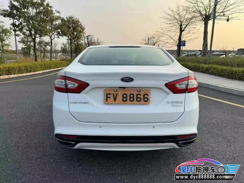 14年福特蒙迪欧轿车抵押车出售