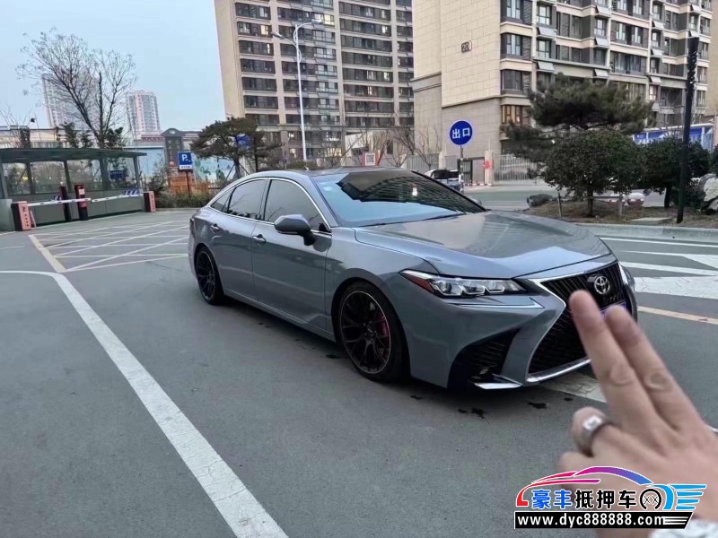 20年丰田亚洲龙轿车抵押车出售