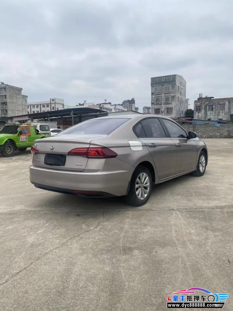 19年大众宝来轿车抵押车出售