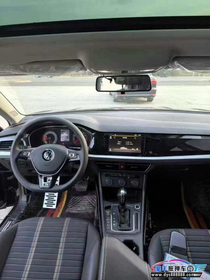 20年大众朗逸轿车抵押车出售