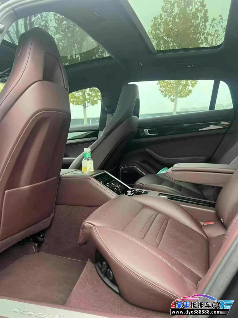 22年保时捷帕纳梅拉轿车抵押车出售