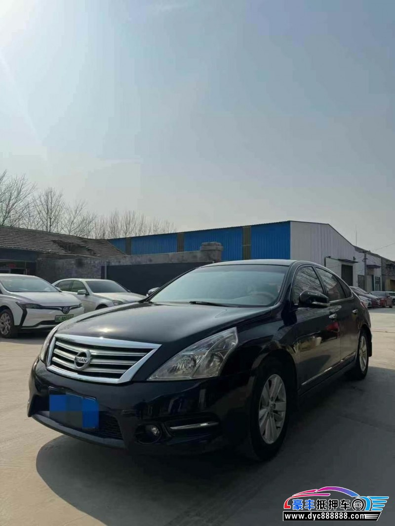 12年日产天籁轿车抵押车出售
