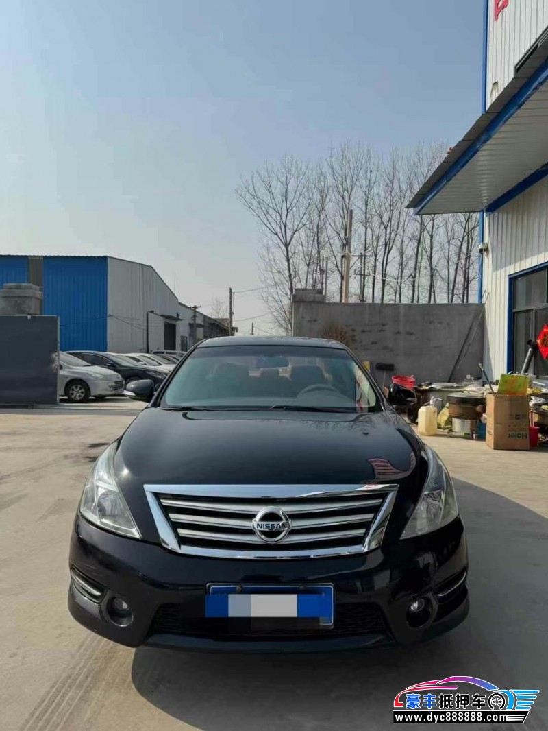 12年日产天籁轿车抵押车出售