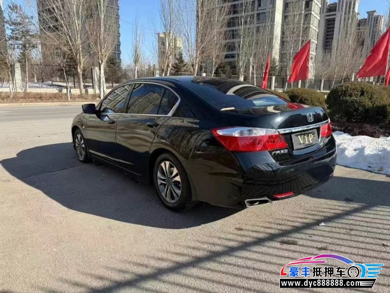 15年本田雅阁轿车抵押车出售