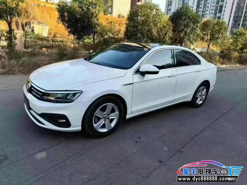 21年大众凌渡轿车抵押车出售