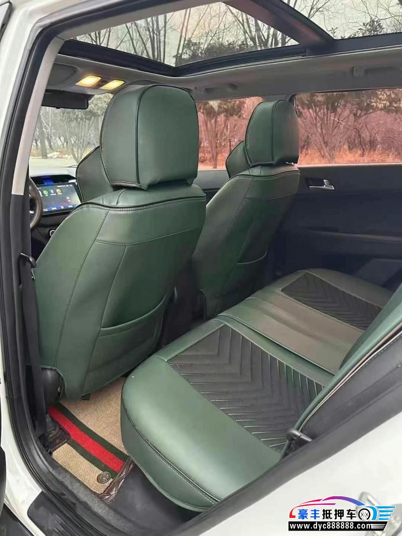 17年现代ix25轿车抵押车出售